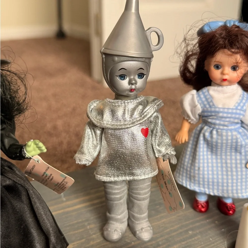 Madame Alexander Wizard of Oz Doll Set - Blue, Black, Silver, Pink, Brown - Picture 8 of 10